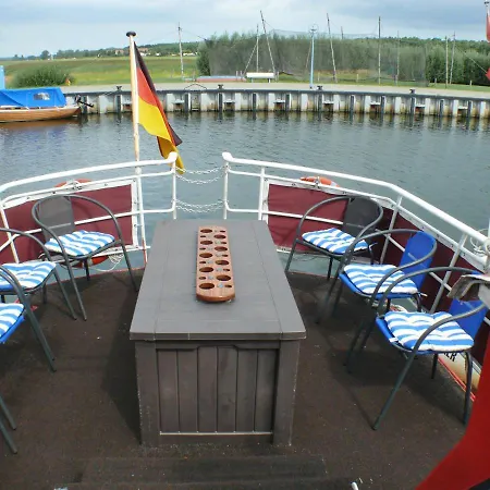 Buelows Mit 2 Schlafzimmern Daire *