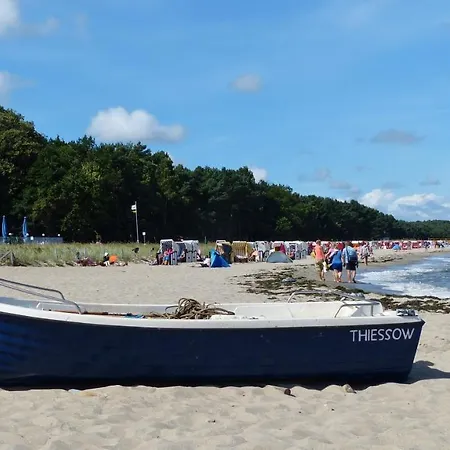 Buelows Mit 2 Schlafzimmern Klein Zicker